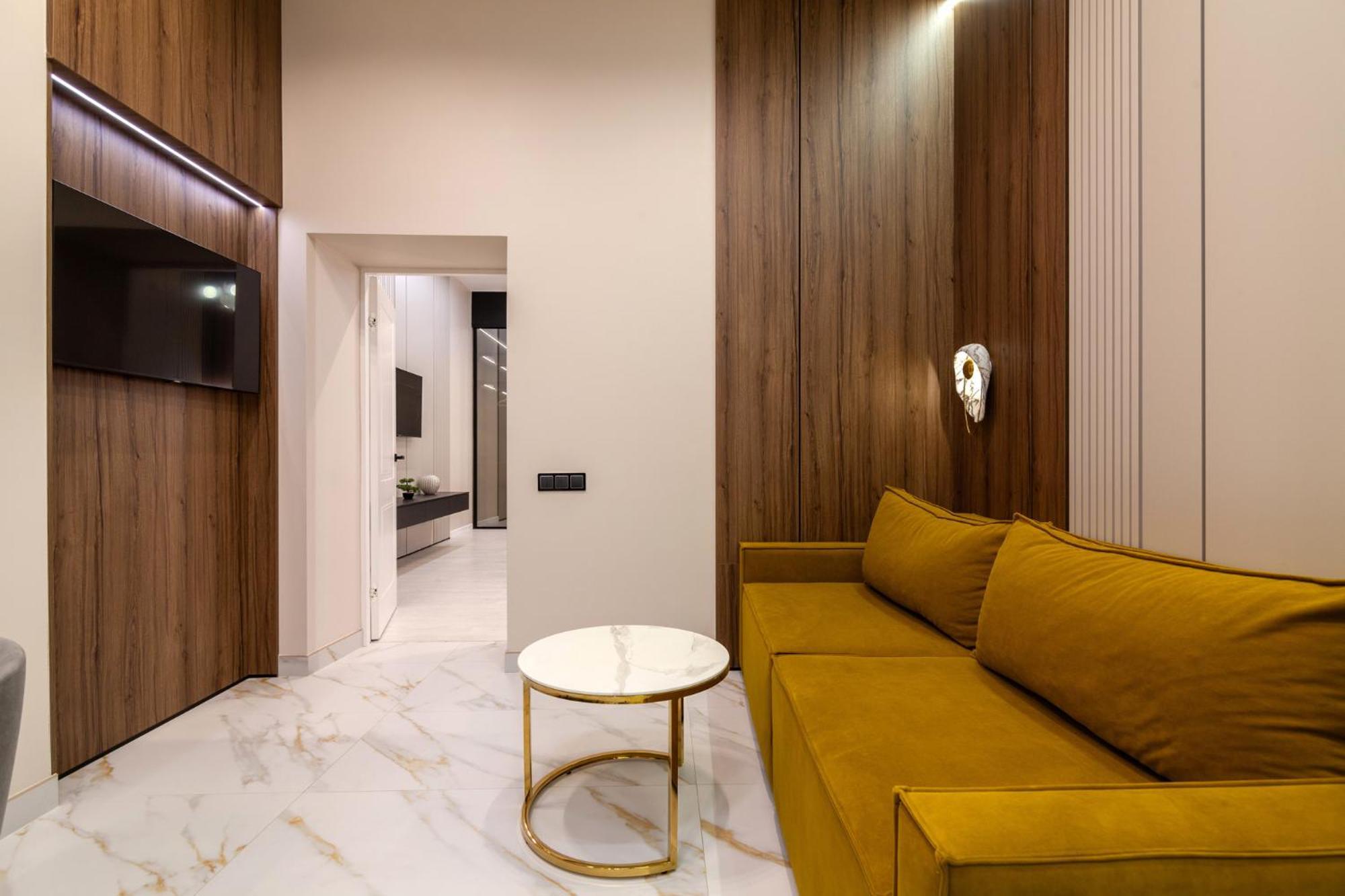 Appartement Leogrand Jacuzzi On Malaniuka 2 à Lviv Extérieur photo